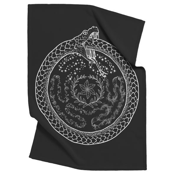 Hecates_Wheel_Blanket_V_Blanket_Top_Bottom_Folds_Mockup.png